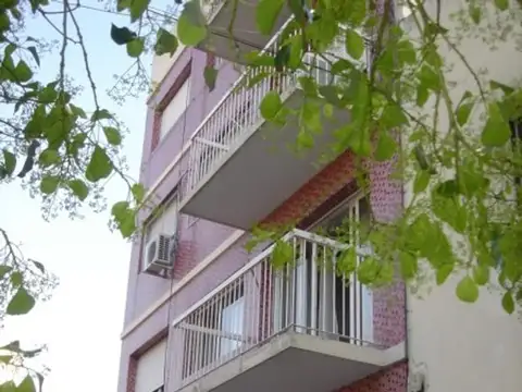 Plaza 3000, Piso 2°
