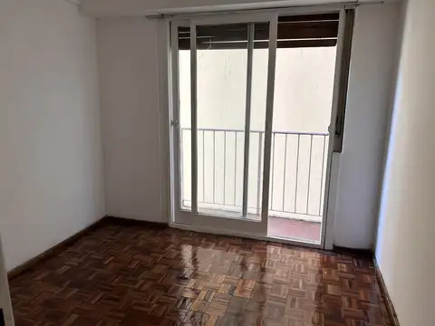 Departamento en Alquiler en Primera Junta, $ 450.000