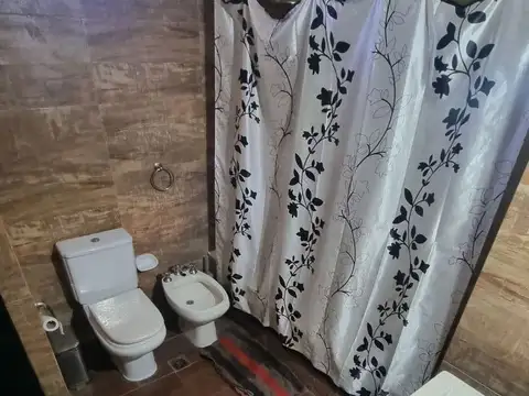 Local en Venta en Gonzalez Catan, USD 270.000