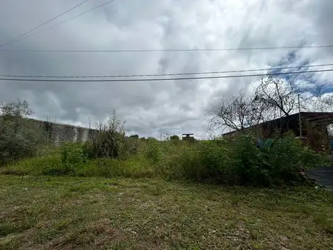 Terreno en Venta 30  mts Fondo