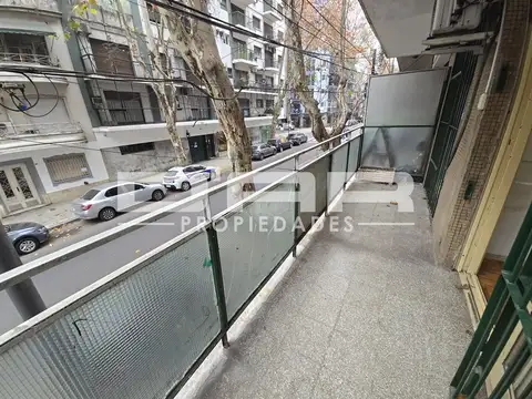 Venta Departamento 3 Ambientes Al Frente Con Balcón Y Patio - Fray Justo S. M. De Oro 2400