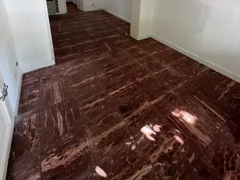 Depto Tipo Casa 2 ambientes con 1 baño