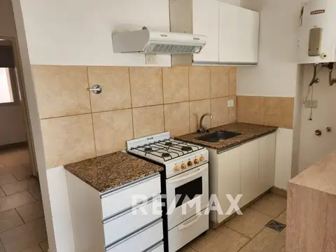 Departamento en Alquiler con 1 cocheras
