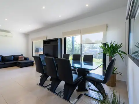 Casa en Alquiler en Tristan Suarez, USD 1.800