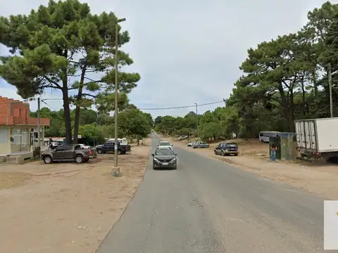 Avenida Paris y Avenida Robette