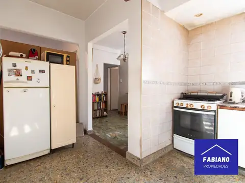 Departamento 5 ambientes con 2 baños