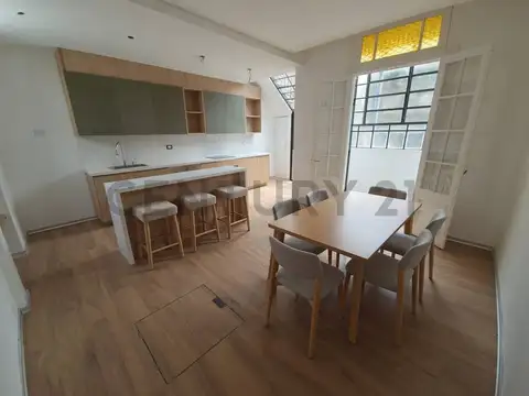 Depto Tipo Casa en Venta en Cid Campeador, USD 299.000