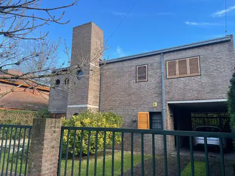 Casa - Venta - Argentina, City Bell - Calle 466 entre 19 y 21 1375