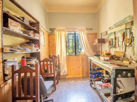 CASA EN VENTA 3 DORMITORIOS COCHERA ECHESORTU