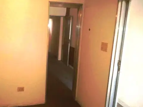 Combate De Los Pozos 800, Piso PTA BJA