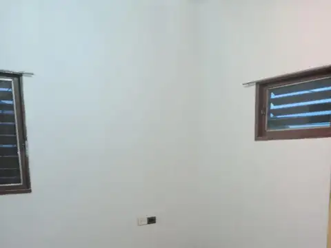 Depto Tipo Casa en Alquiler en Centro, $ 600.000