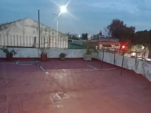 Rivero 4300, Piso 1