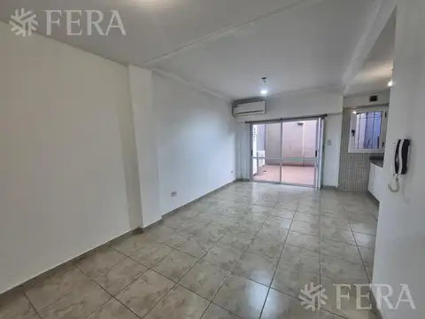 Departamento en Venta en Villa Dominico, USD 68.000