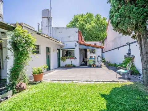 Casa en Venta con 1 cochera