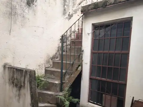 Depto Tipo Casa en Venta 60 años