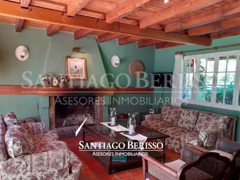 Casa en Venta con 1 cochera