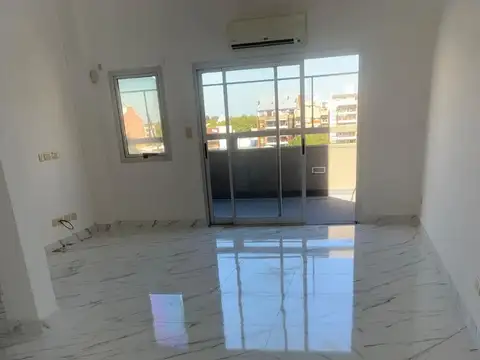 Departamento en Venta con 2 cocheras