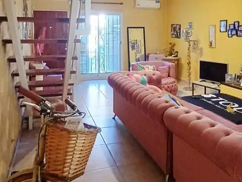 Casa 4 ambientes con 3 baños