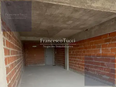 Oficina en Venta con 1 cochera