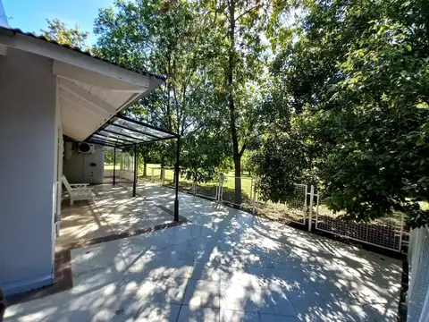 Dos Casas sobre lote 8800 m2- Exaltacion de la Cruz - OPORTUNIDAD 