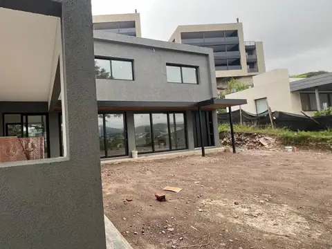 Casa en Venta en La Cuesta, USD 480.000