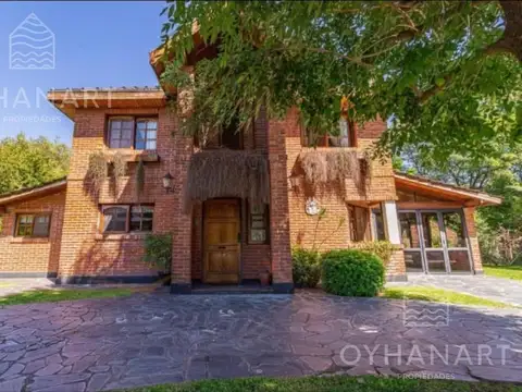 Excelente propiedad en Country Banco Provincia