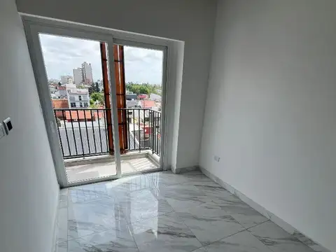 Departamento en Venta en Villa Dominico, USD 60.000