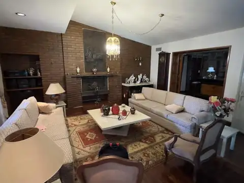 Casa en Venta de 5 dormitorios