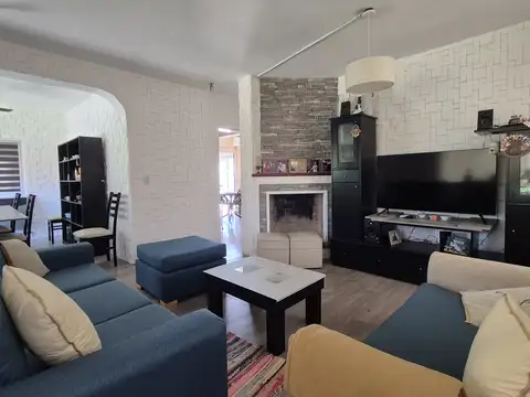 Casa en venta en Country Las Lajas