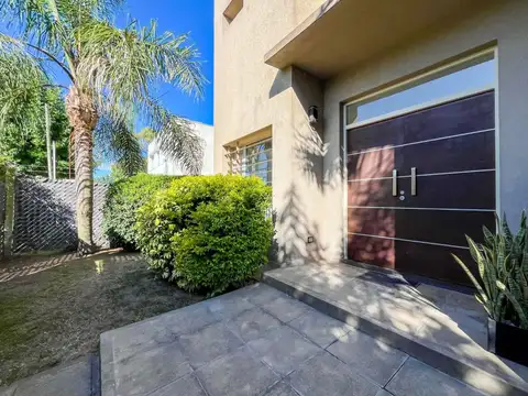 CASA EN VENTA PUNTA LARA 3 DORMITORIOS