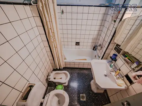 Casa en Floresta 4 ambientes con jardín A refaccionar 8,67 x 26,53