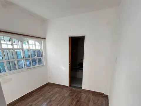 Departamento en Alquiler en Tablada, $ 350.000