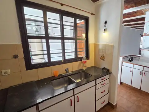 Depto Tipo Casa en Alquiler de 2 dormitorios