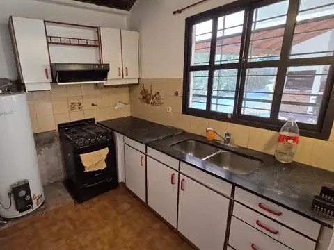 Depto Tipo Casa en Alquiler de 3 ambientes