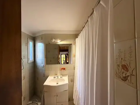 Casa Chalet  en Venta en Ciudad Jardin, Tres de Febrero, G.B.A. Zona Oeste