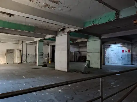 Galpon en Alquiler 18,50  mts Fondo