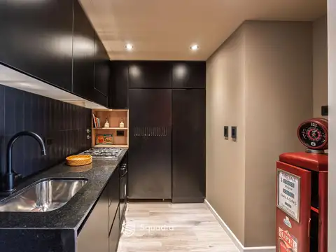 Brown al 2700 |  03-04 U21