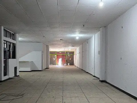 Local en Alquiler en Floresta, USD 2.000