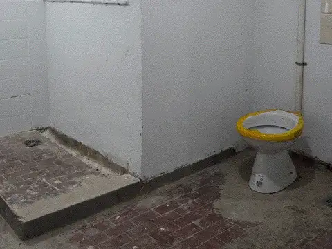 Local en Alquiler Via Púb.