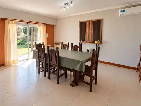 Casa en Venta en Balcarce, USD 180.000