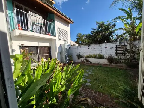 Depto Tipo Casa en Venta de 4 dormitorios