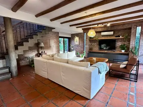 Casa en Venta en Manuel B Gonnet, USD 390.000