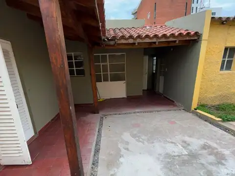 CASA EN VENTA EXCELENTE UBICACIÓN