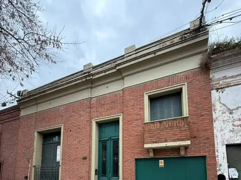 CASA EN VENTA EXCELENTE UBICACIÓN