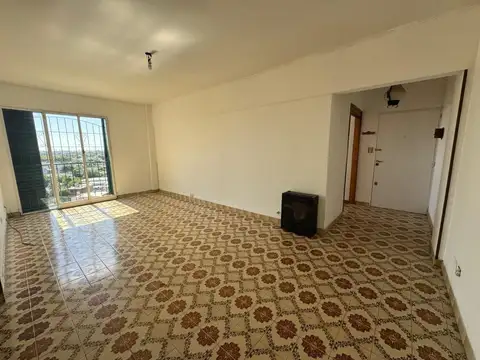 Departamento en Alquiler en Haedo, $ 650.000