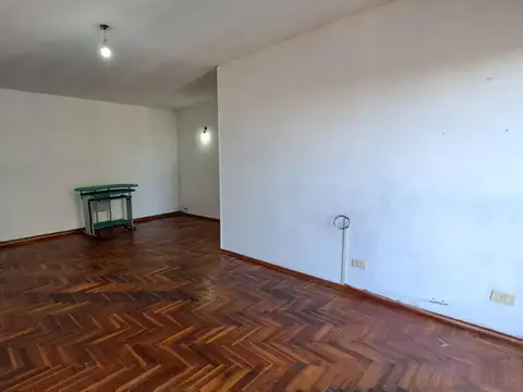 Departamento en Alquiler en Haedo, $ 750.000