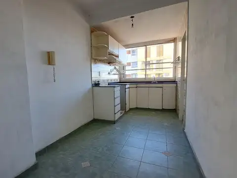 Departamento 4 ambientes con 1 baño