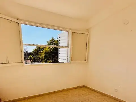 Departamento 4 ambientes con 1 baño