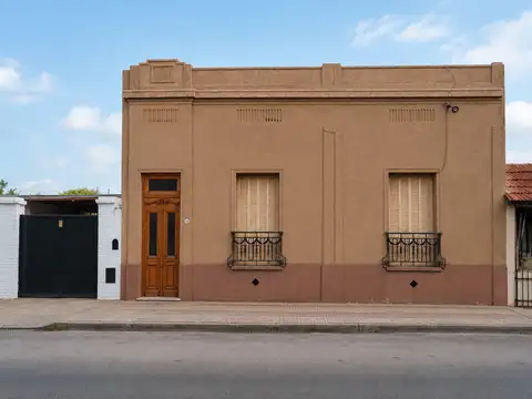 Casona Antigua en Capilla del Señor - Apto Comercial