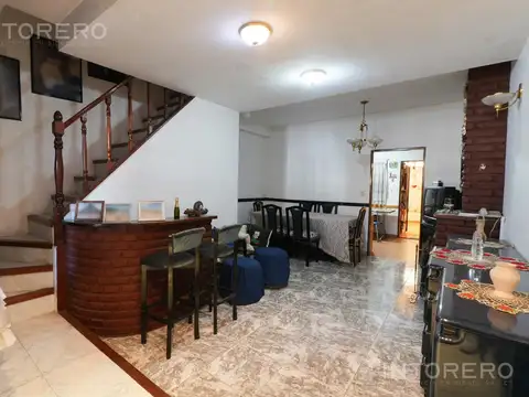 Depto Tipo Casa en Venta de 6 ambientes